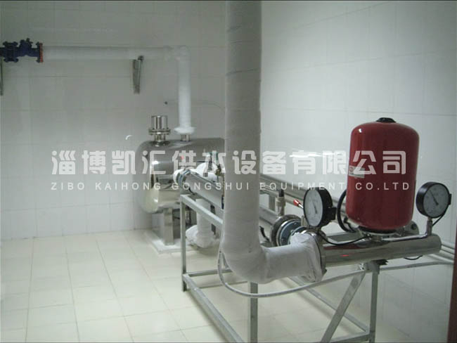 超靜音管中泵變頻供水設備